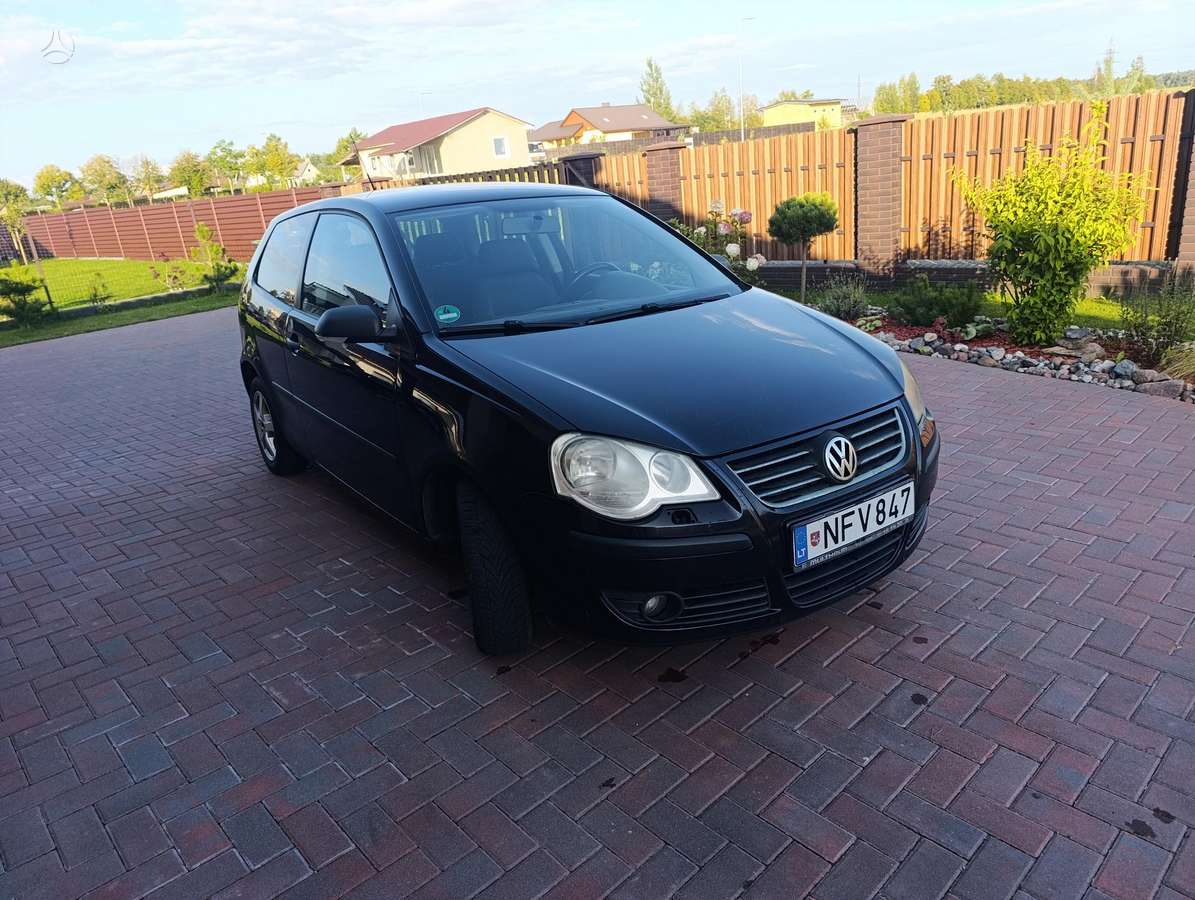 Volkswagen Polo - 2
