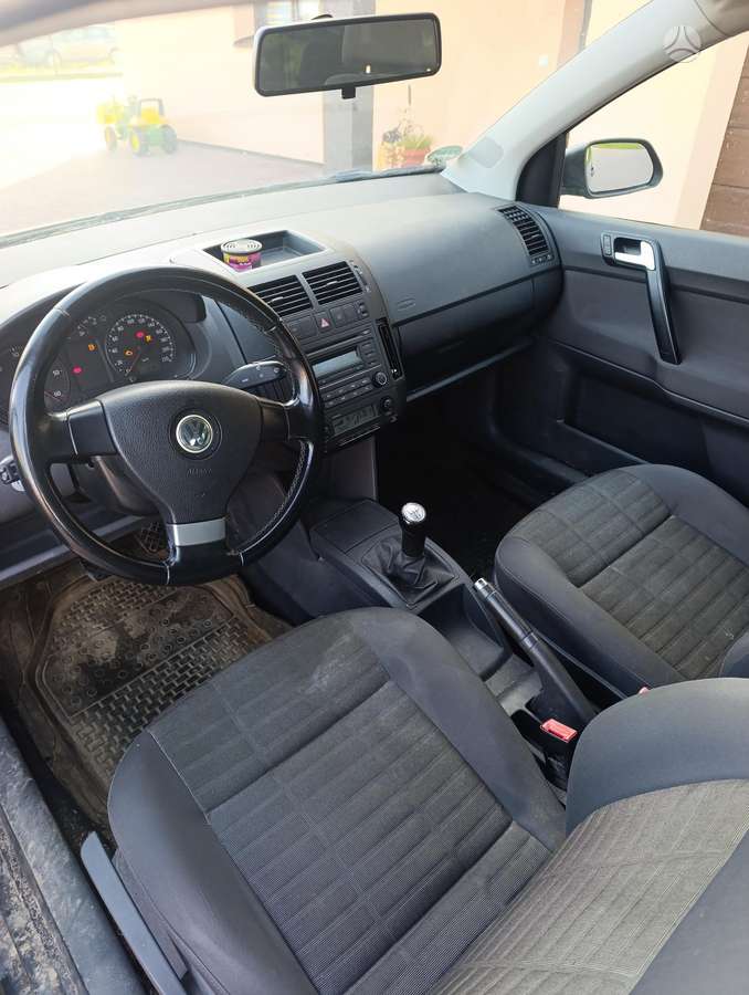 Volkswagen Polo - 8