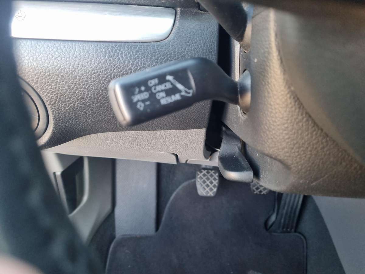 Volkswagen Sharan, 2.0 l., Минивэн