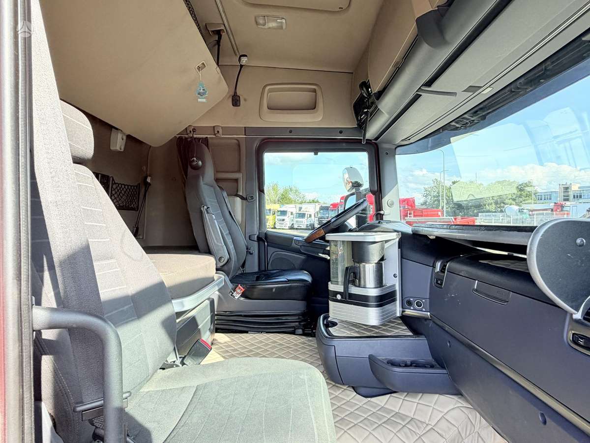 Scania R450, 2 спальных места