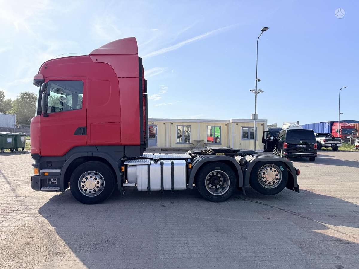 Scania R450, double sleeper