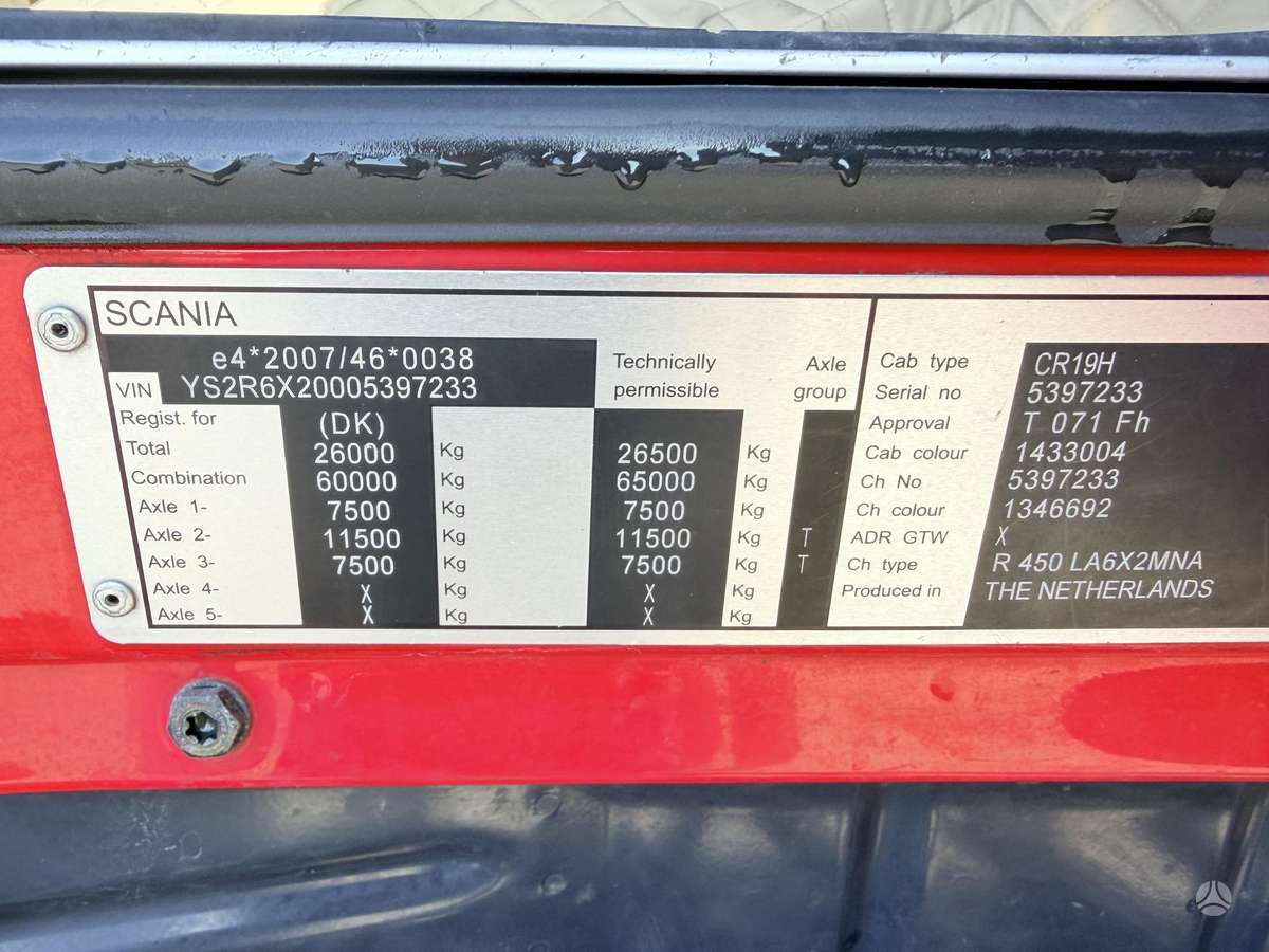 Scania R450, double sleeper