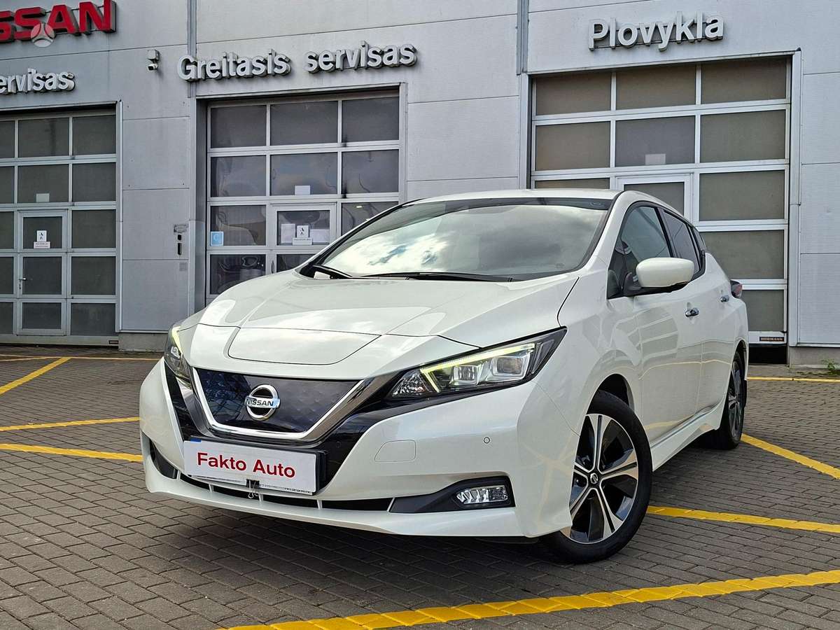 Nissan Leaf, hečbekas