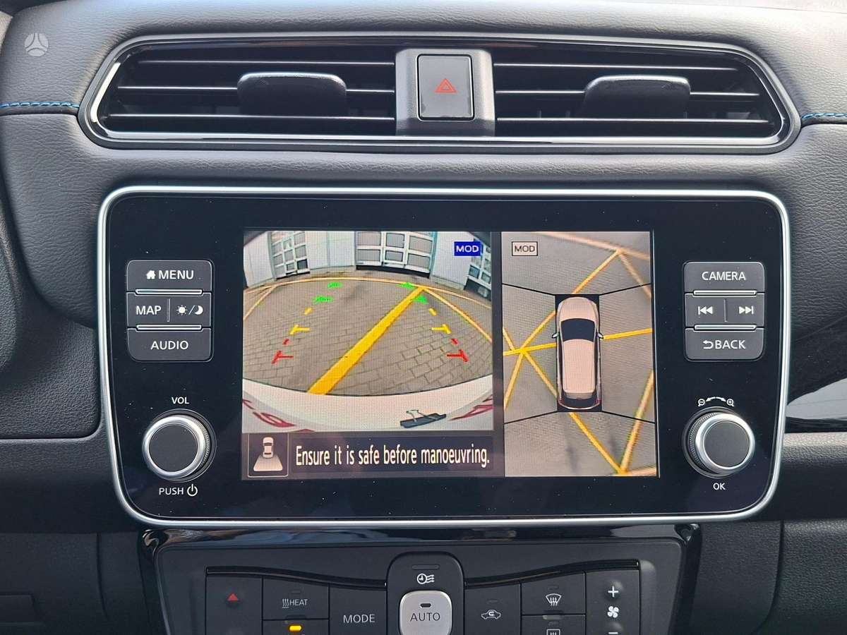 Nissan Leaf, Хэтчбек