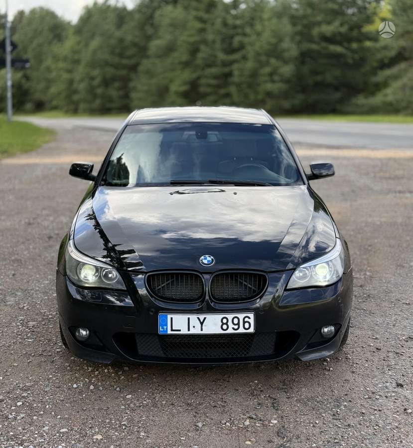 BMW 520, 2.0 l., Седан