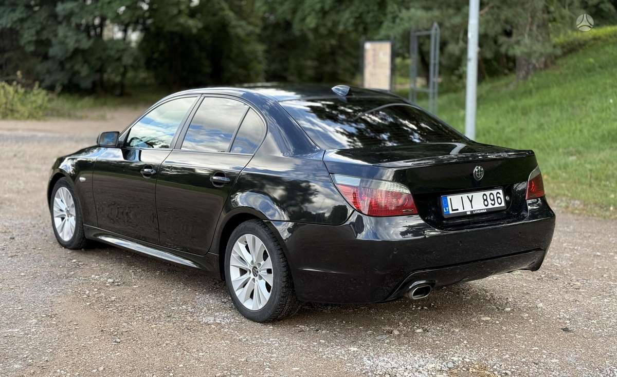 BMW 520, 2.0 l., Седан