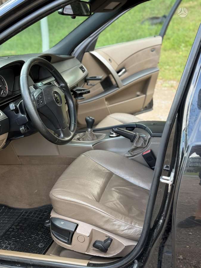 BMW 520, 2.0 l., Седан