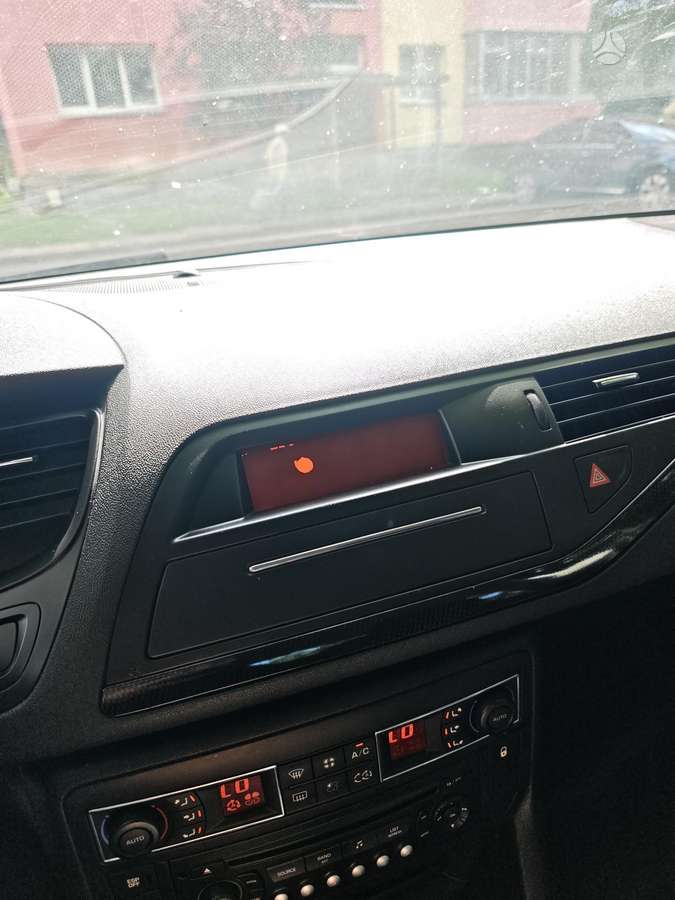 Citroen C5, 2.0 l., Седан
