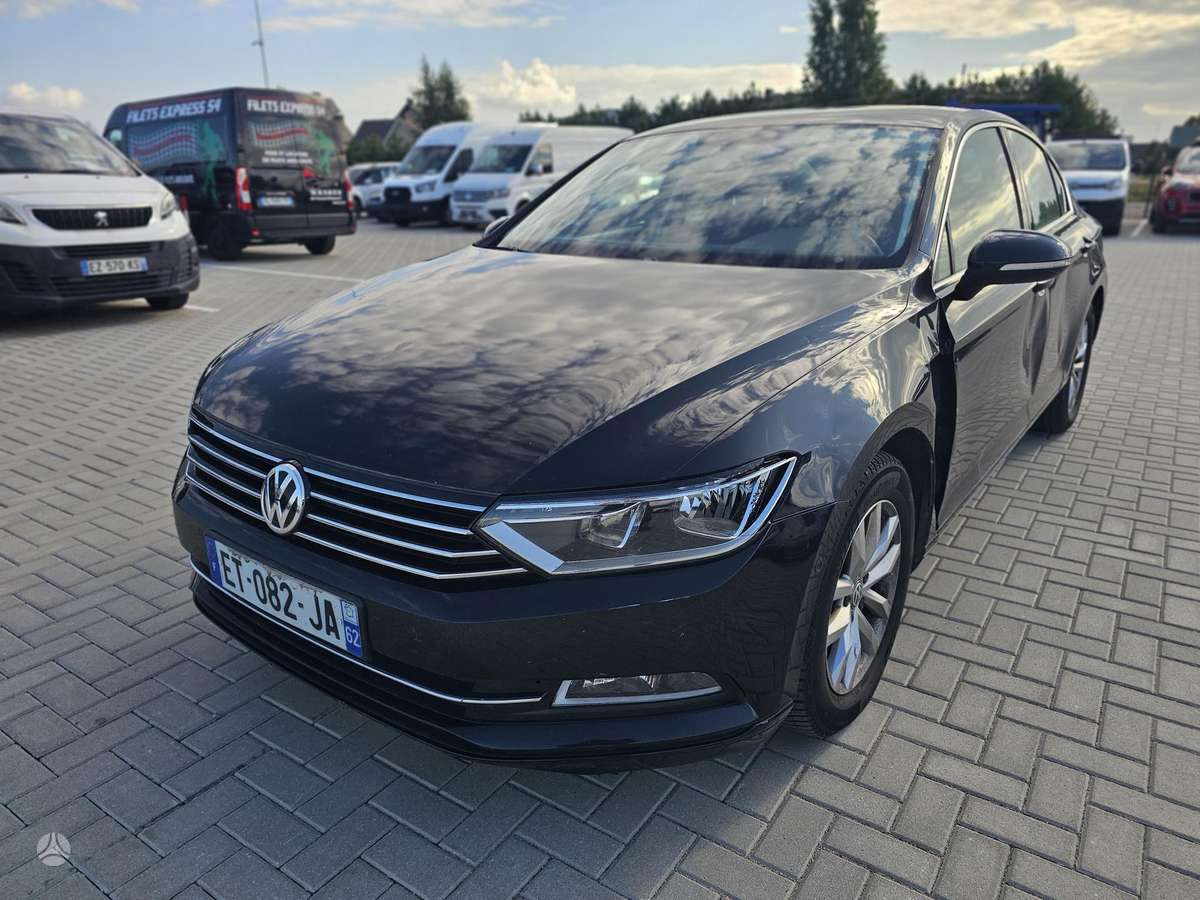 Volkswagen Passat - 3
