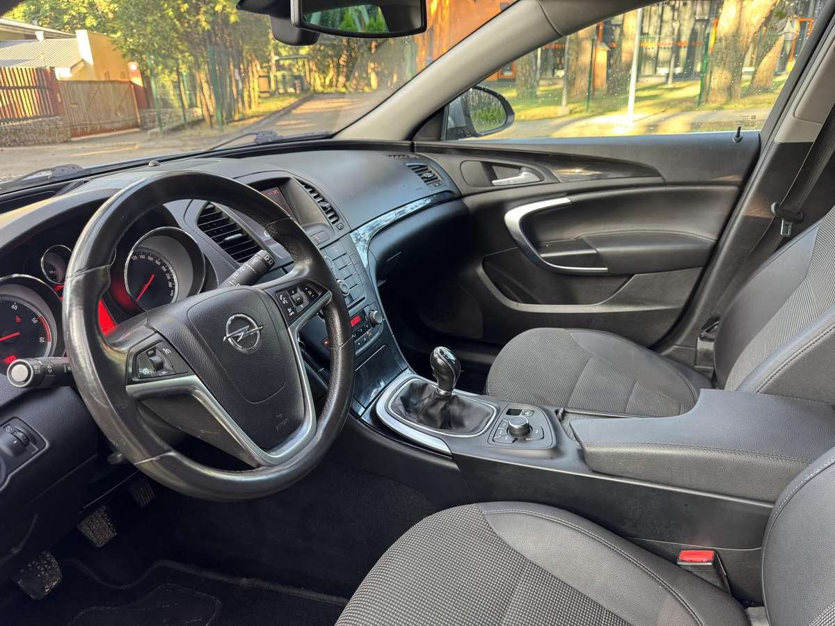 Opel Insignia, 2.0 l., Универсал