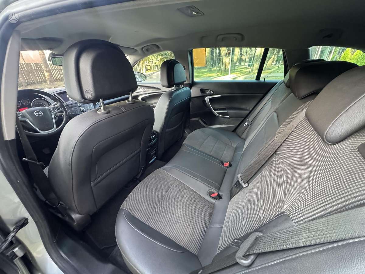 Opel Insignia, 2.0 l., Универсал