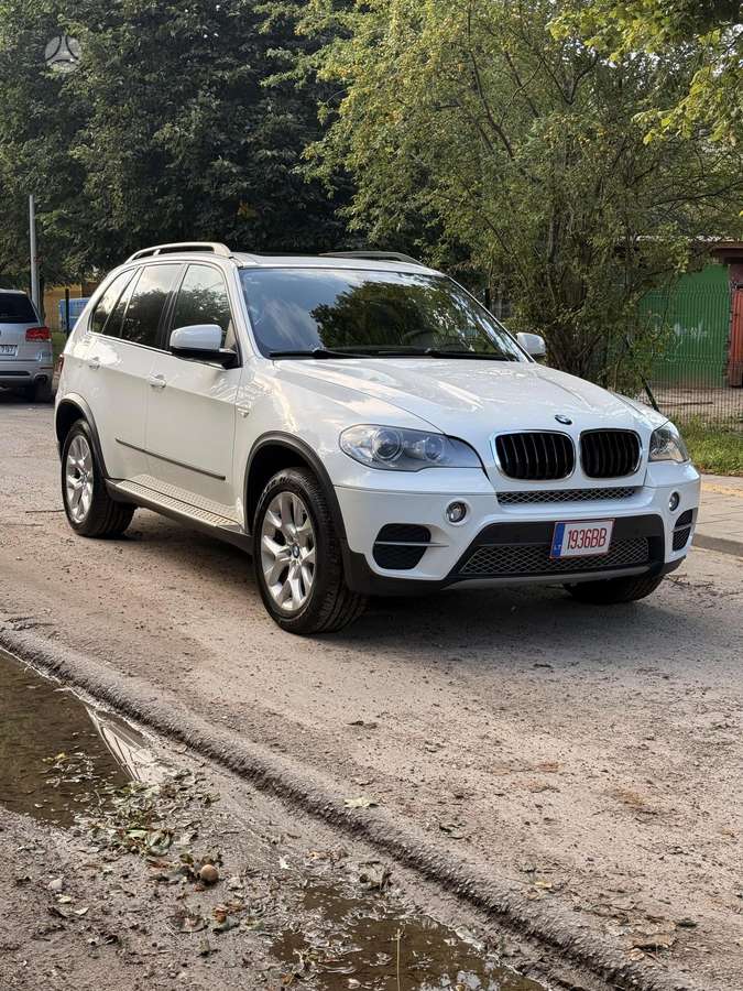 BMW X5, 3.0 l., off-road / crossover