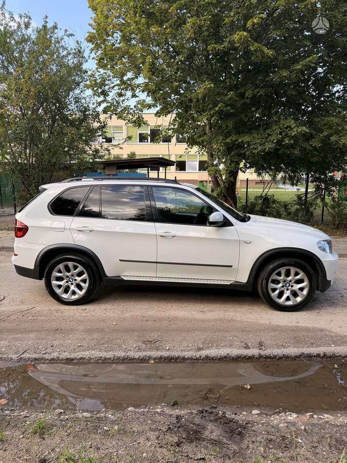 BMW X5, 3.0 l., off-road / crossover