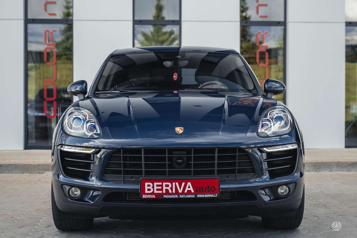 Porsche Macan - 3