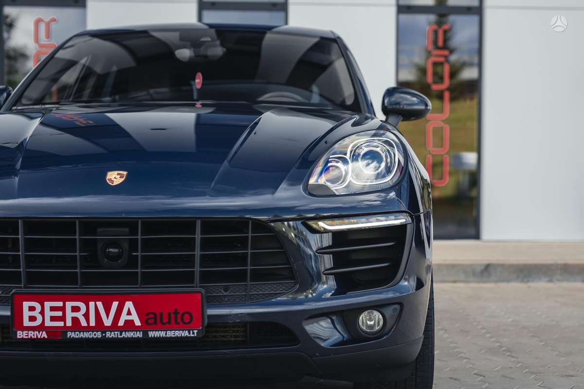 Porsche Macan - 4