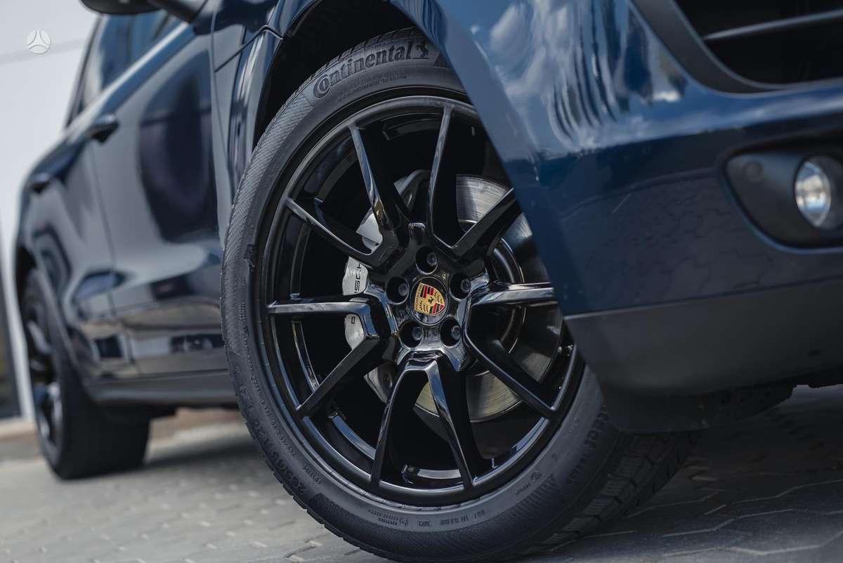 Porsche Macan - 8