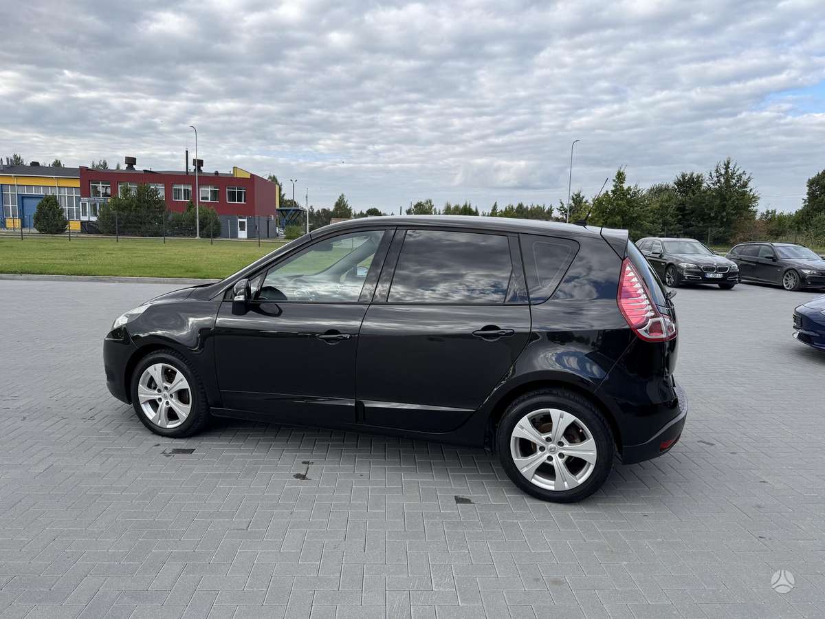 Renault Scenic - 3