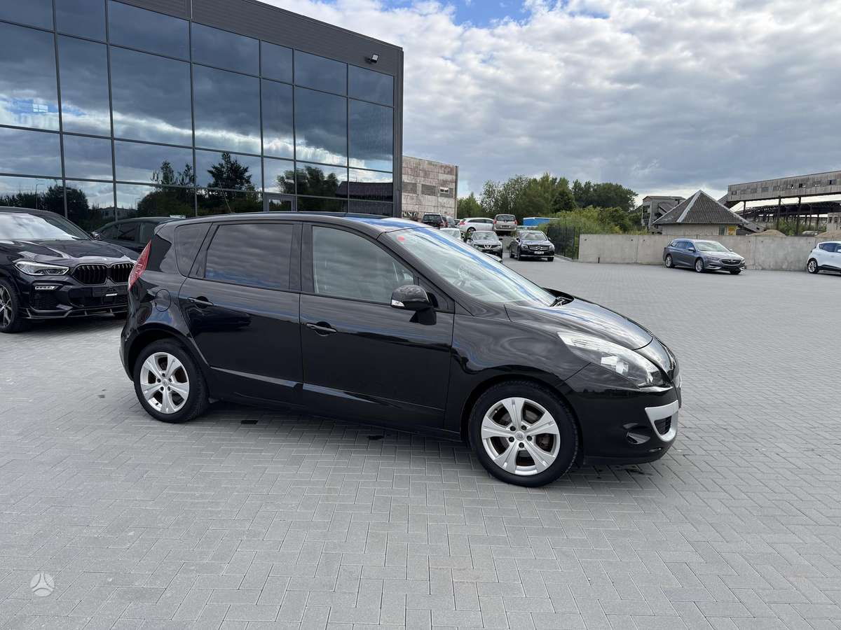 Renault Scenic - 8