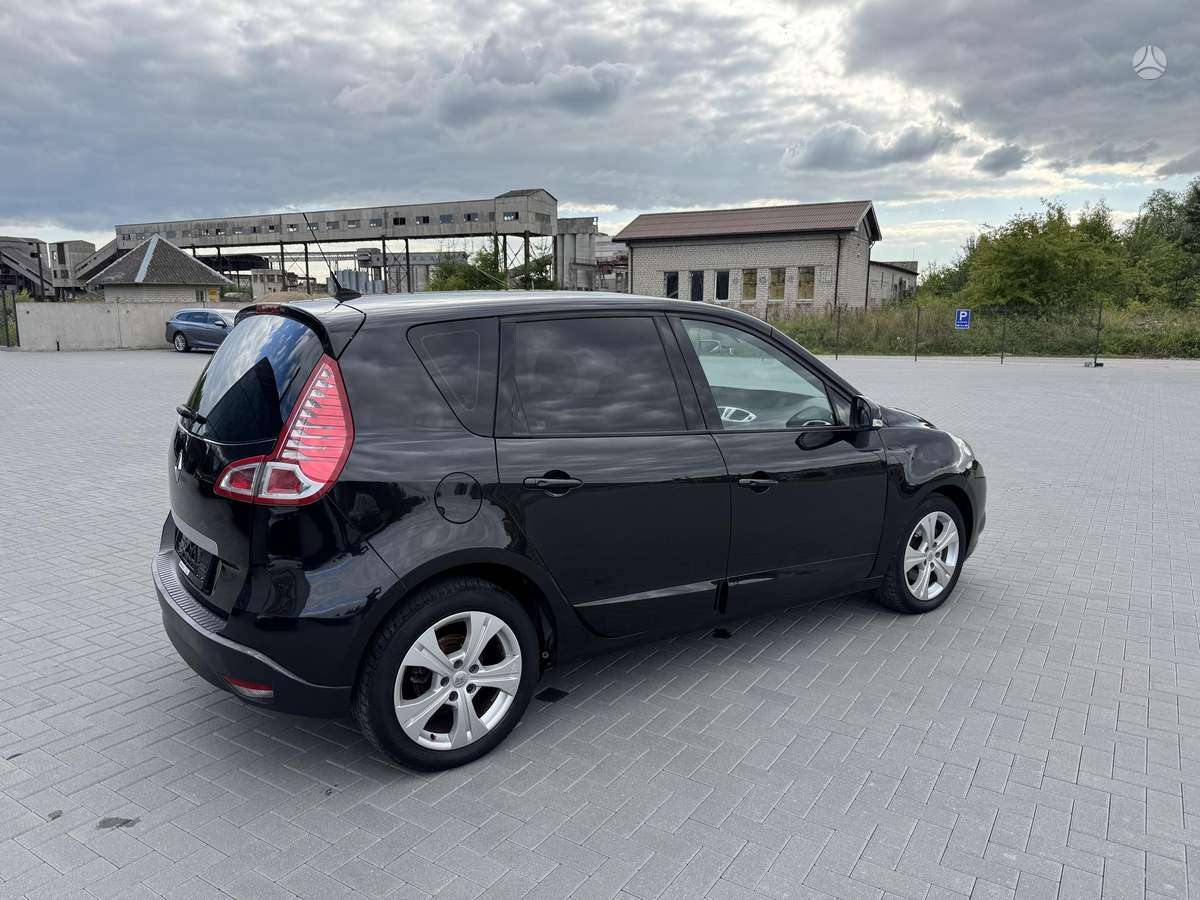 Renault Scenic - 9