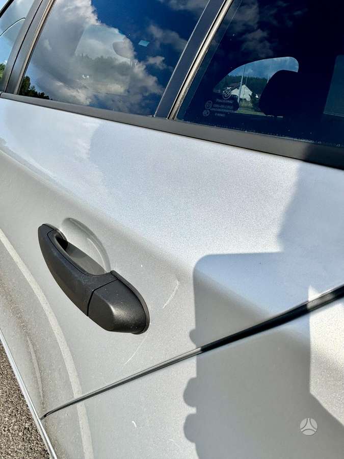 BMW 118, 2.0 l., hatchback
