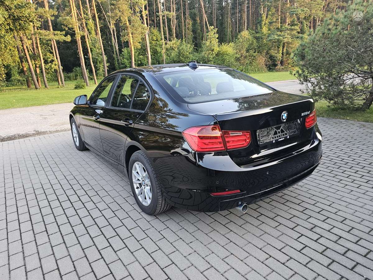 BMW 318, 2.0 l., Седан