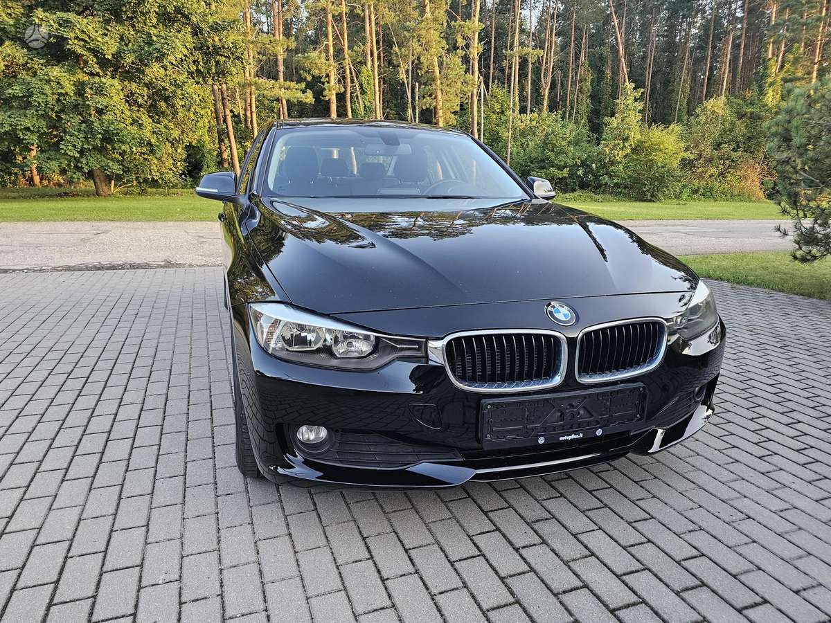 BMW 318, 2.0 l., Седан