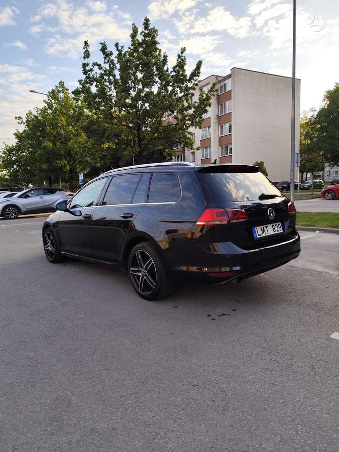 Volkswagen Golf - 7