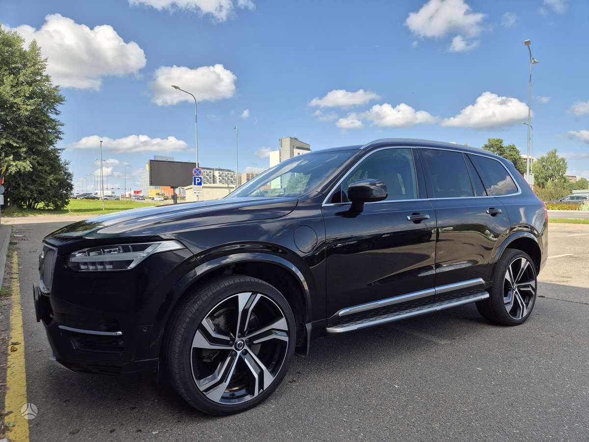Volvo XC90 - 11