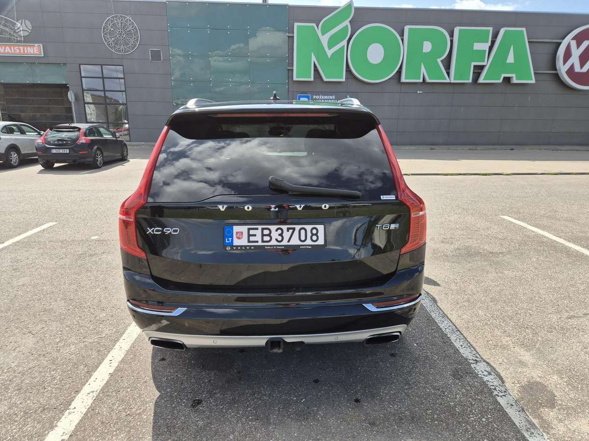 Volvo XC90 - 5