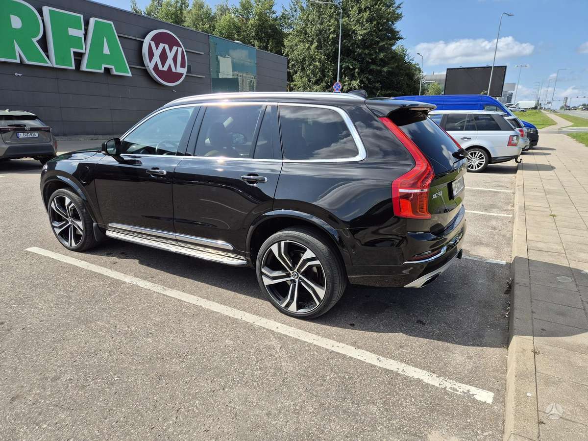 Volvo XC90 - 9