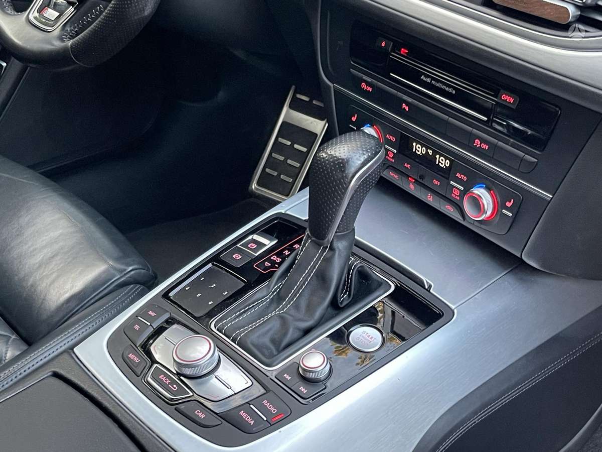 Audi A6, 3.0 l., Универсал