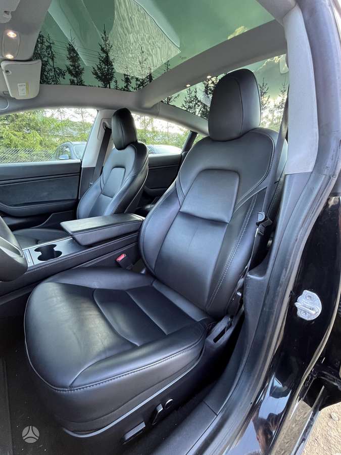 Tesla Model 3, 81 кВт·ч, Хэтчбек