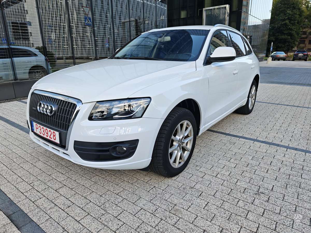 Audi Q5, 2.0 l., Внедорожник / Кроссовер