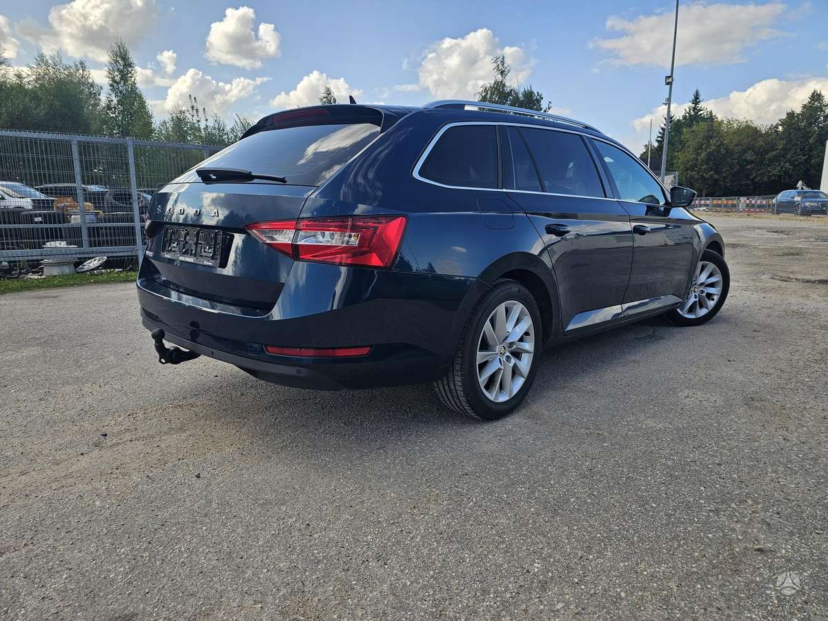 Skoda Superb, 2.0 l., Универсал