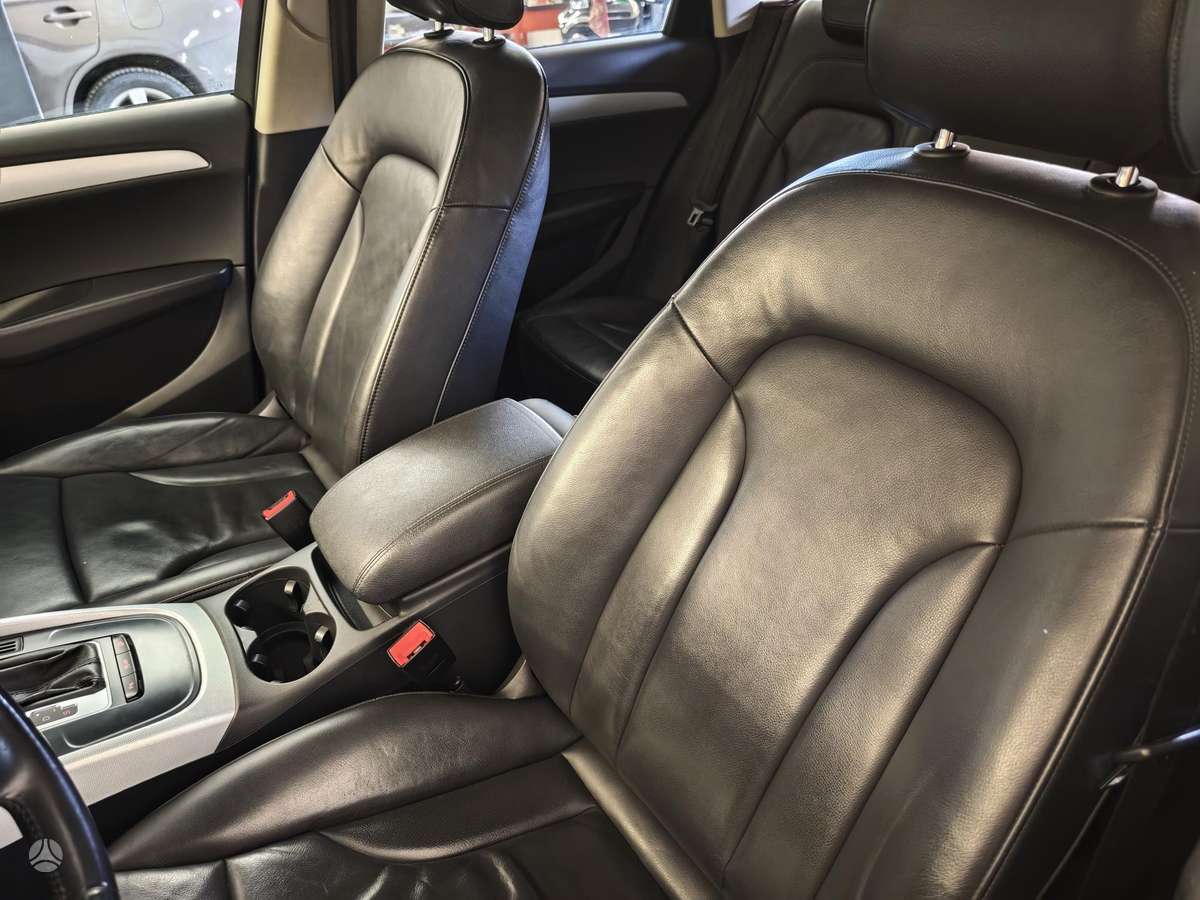 Audi Q5, 2.0 l., Внедорожник / Кроссовер