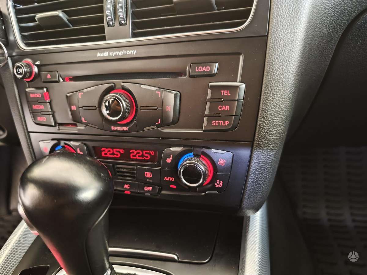 Audi Q5, 2.0 l., Внедорожник / Кроссовер
