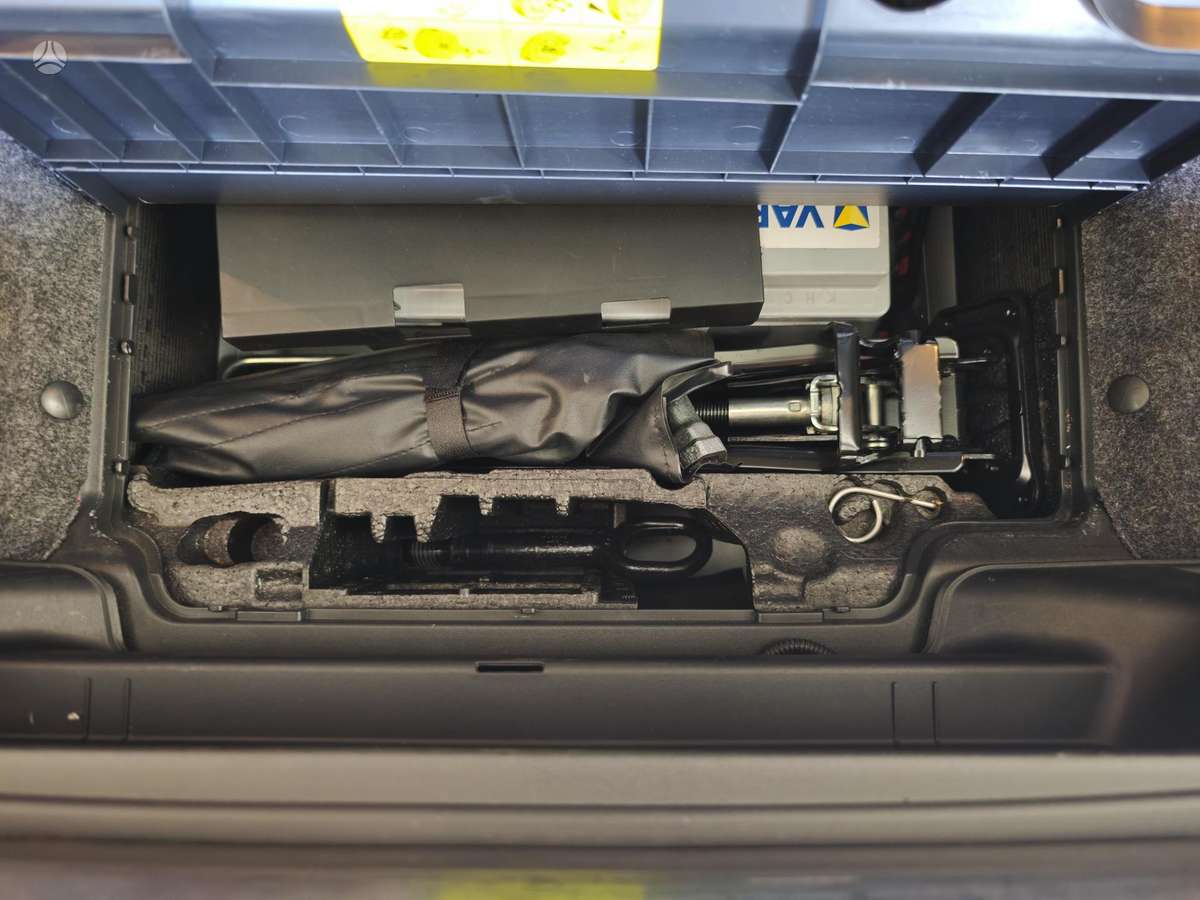 Audi Q5, 2.0 l., Внедорожник / Кроссовер