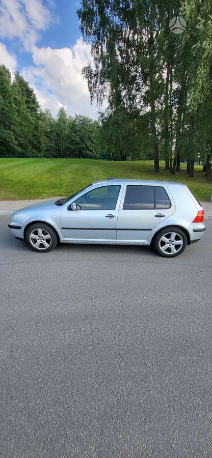 Volkswagen Golf - 3