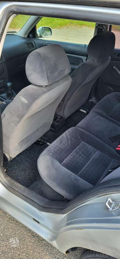 Volkswagen Golf - 12