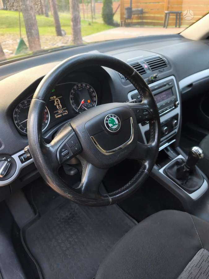 Skoda Octavia, 1.6 l., Универсал