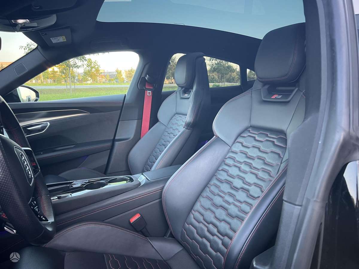 Audi e-tron GT, 93 kWh, hatchback