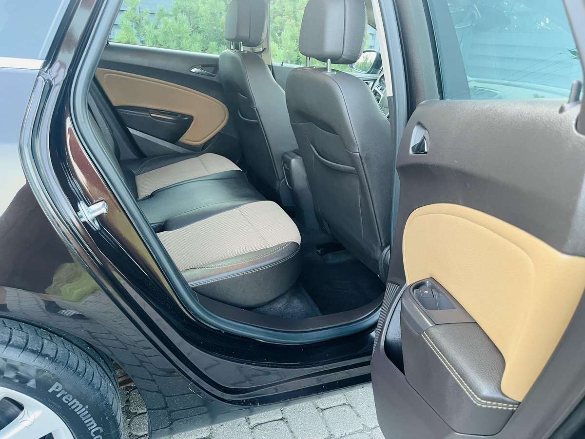 Opel Astra, 2.0 l., Универсал