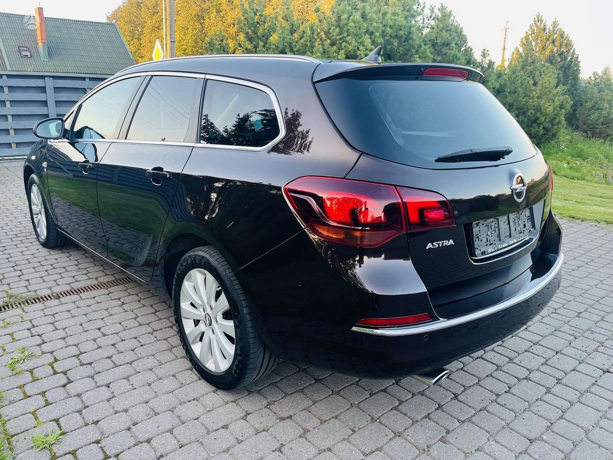 Opel Astra, 2.0 l., Универсал