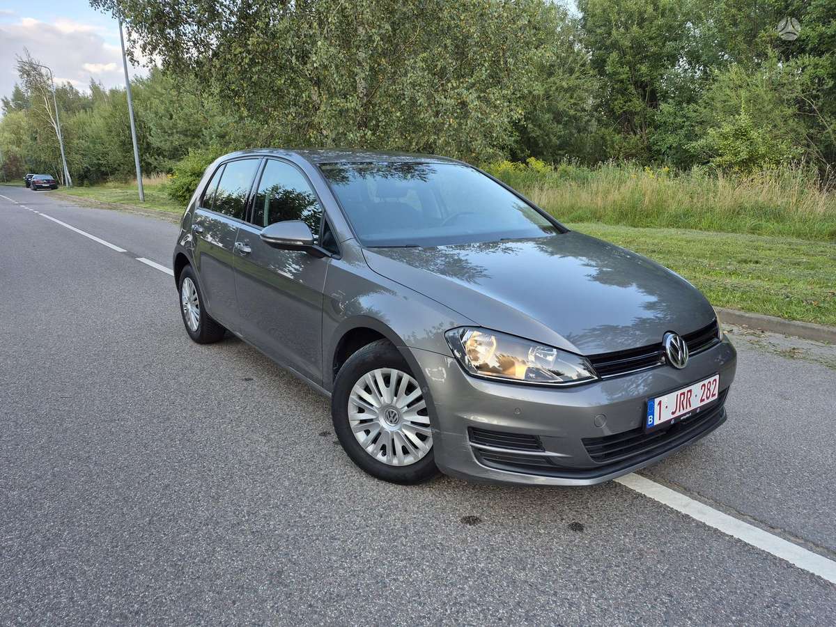 Volkswagen Golf - 4