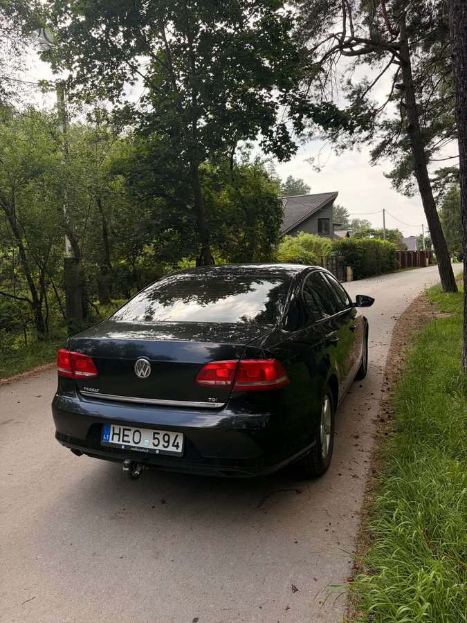 Volkswagen Passat - 5
