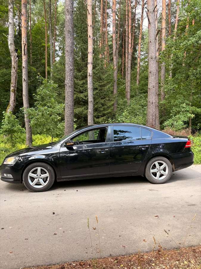 Volkswagen Passat - 7