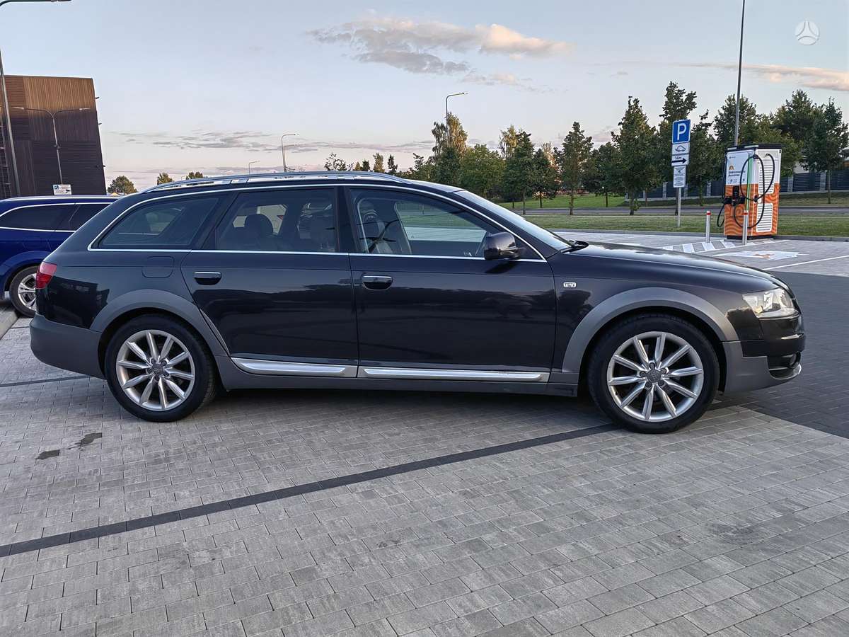 Audi A6 allroad, 3.0 l., Универсал