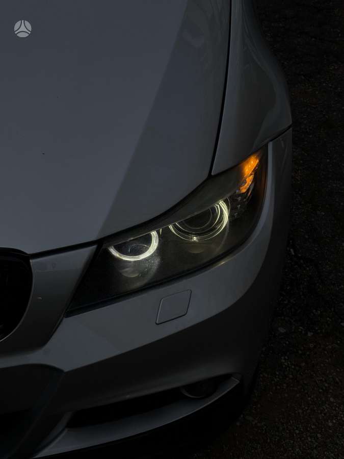 BMW 320, 2.0 l., Седан