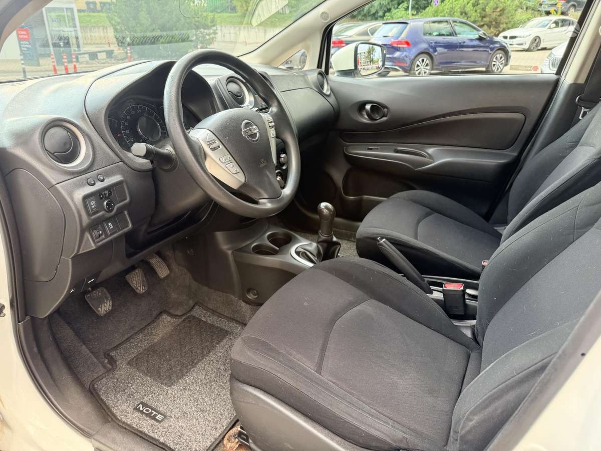 Nissan Note, 1.2 l., Хэтчбек