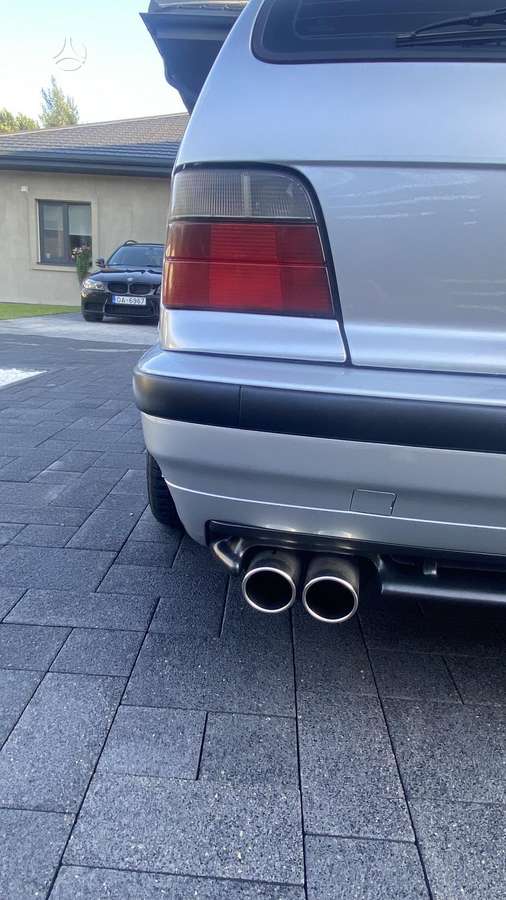 BMW 330, 3.0 l., wagon